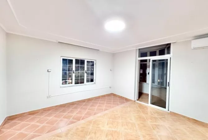 Business Property for Rent 3+1 in Tirana - 1,700 Euro