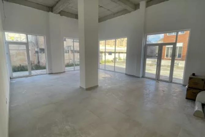 Business Property for Rent 1+1 in Tirana - 500 Euro