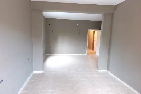 Business Property for Rent 3+1 in Tirana - 800 Euro