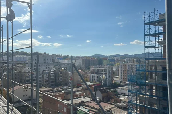 Shtepi ne shitje 2+1 ne Tirane - 215,000 Euro