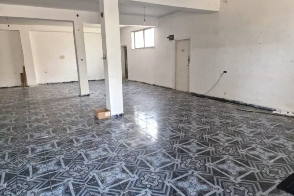 Business Property for Rent 1+1 in Tirana - 450 Euro