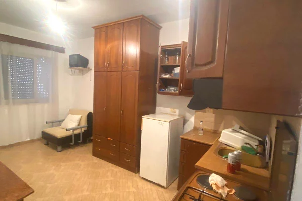 Shtepi ne shitje Garsoniere ne Durres - 38,000 Euro