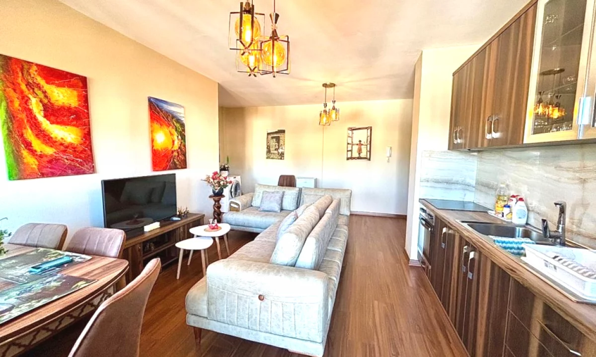 Appartamento in vendita a Durazzo 1+1, Arredato