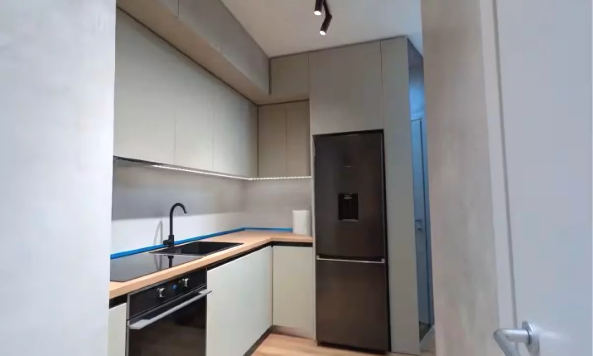 Shtepi me qera Apartament ne Tirane, 2+1, Mobilimi E mobiluar, Pagesa 900  Euro.