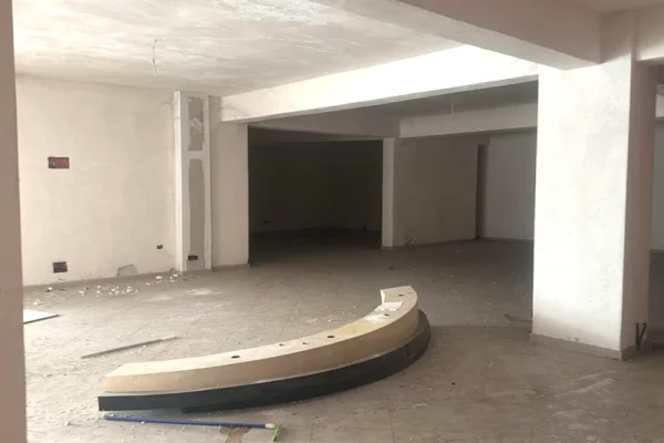 Business Property in Sale 3+1 in Tirana - 289,000 Euro