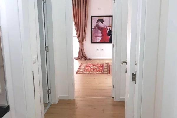 Shtepi me qera 2+1 ne Tirane - 800 Euro