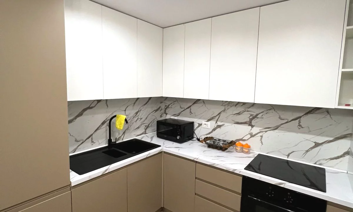 Shtepi me qera Apartament ne Tirane, 1+1, Mobilimi E mobiluar, Pagesa 750  Euro.