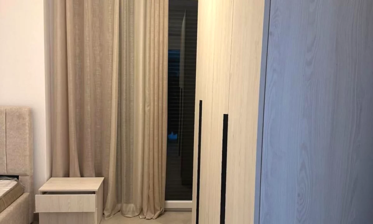 Appartamento in affitto a Tirana 2+1, Arredato