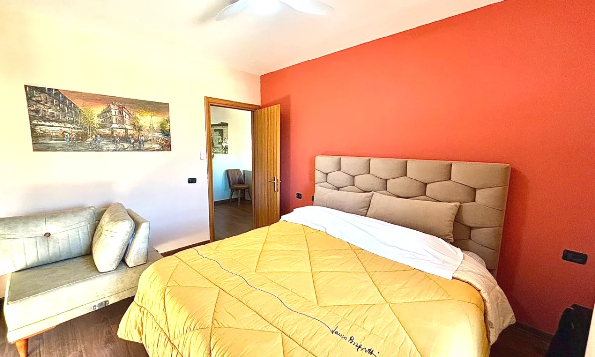 Shtepi ne shitje Apartament ne Durres, 1+1, Mobilimi E mobiluar, Pagesa 85,000  Euro.