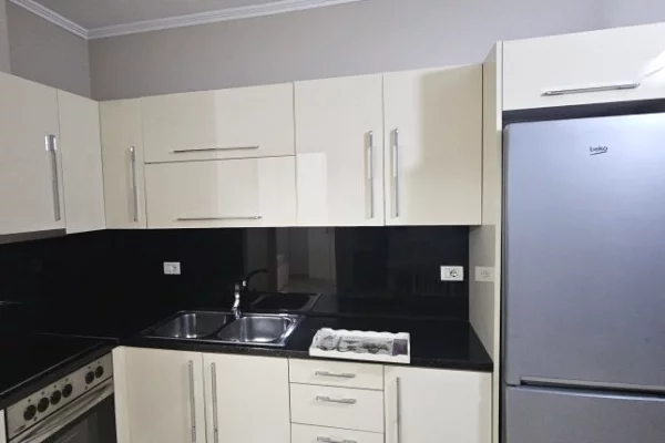 Casa in affitto 1+1 a Tirana - 400 Euro