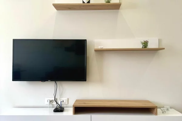 Shitet Apartament 1+1 tek Vasil Shanto , Rruga Rruga Preng Bib Doda , Komuna e Parisit .