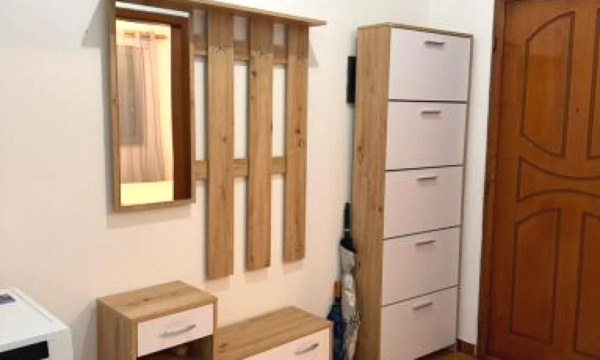 Shtepi me qera Apartament ne Tirane, 1+1, Mobilimi E mobiluar, Pagesa 600  Euro.