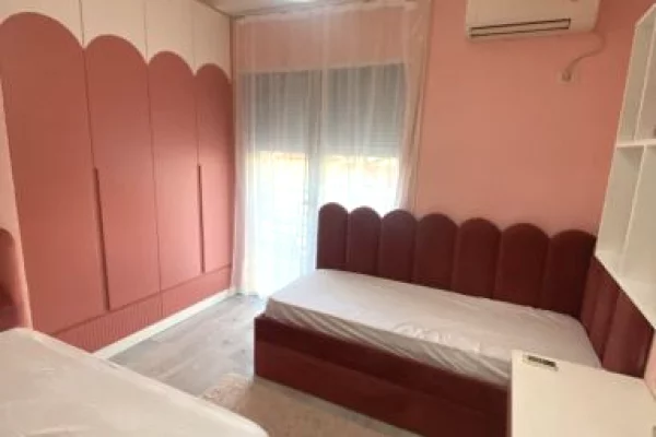 Jepet me qira apartament 2+1 , tek Pazari i Ri , Qender , Sheshi Skenderbej , Selvia , Rruga e Dibre