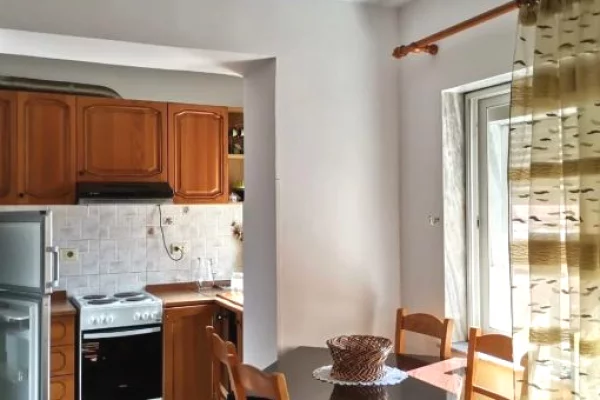 Jepet apartament 2+1 me qira tek Pazari i Ri , prane Hot Spot ,