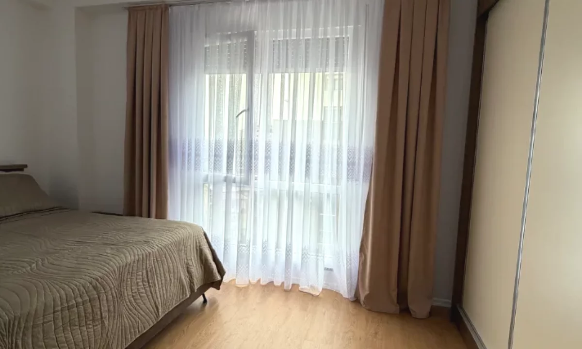Shtepi me qera Apartament ne Tirane, 1+1, Mobilimi E mobiluar, Pagesa 600  Euro.