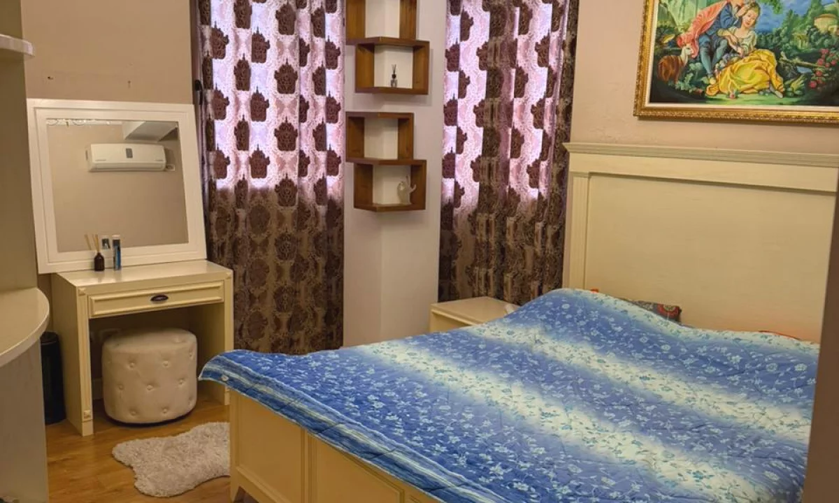Shtepi me qera Apartament ne Tirane, 2+1, Mobilimi E mobiluar, Pagesa 750  Euro.