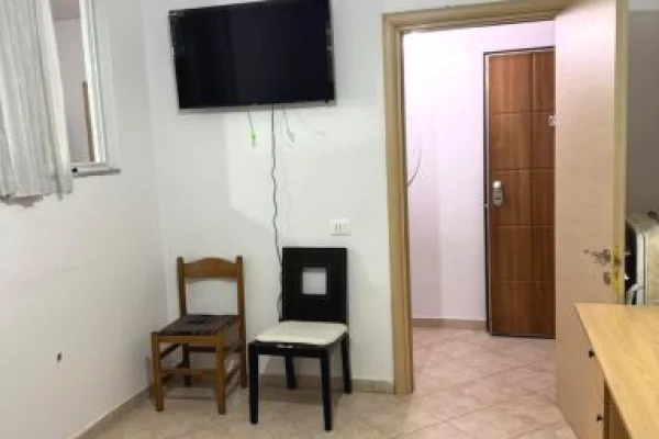 Shtepi me qera 1+1 ne Tirane - 500 Euro