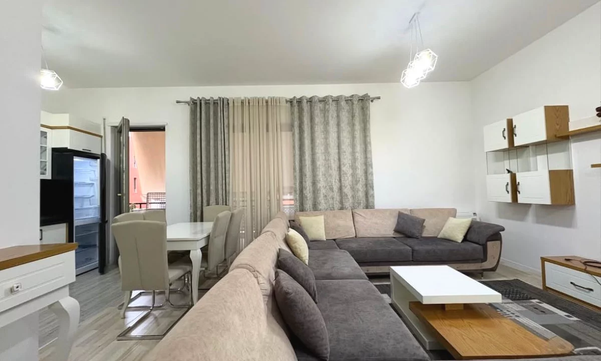 Shtepi me qera Apartament ne Tirane, 2+1, Mobilimi E mobiluar, Pagesa 1,200  Euro.