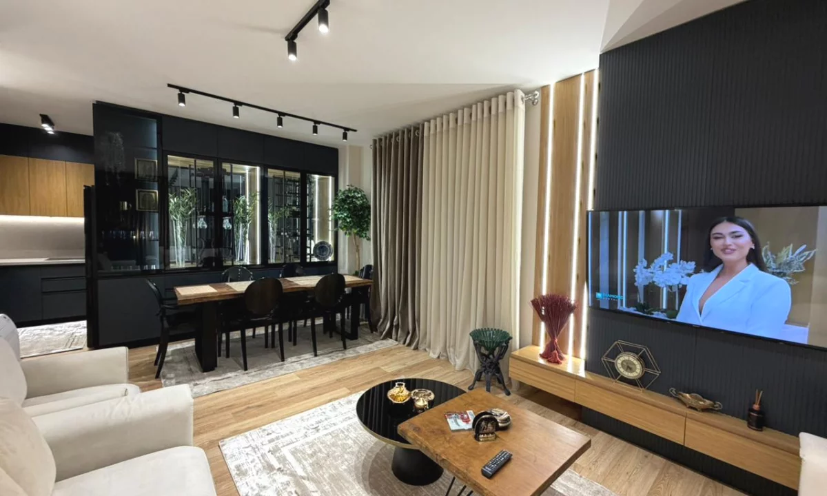 Shtepi me qera Apartament ne Tirane, 2+1, Mobilimi E mobiluar, Pagesa 1,100  Euro.