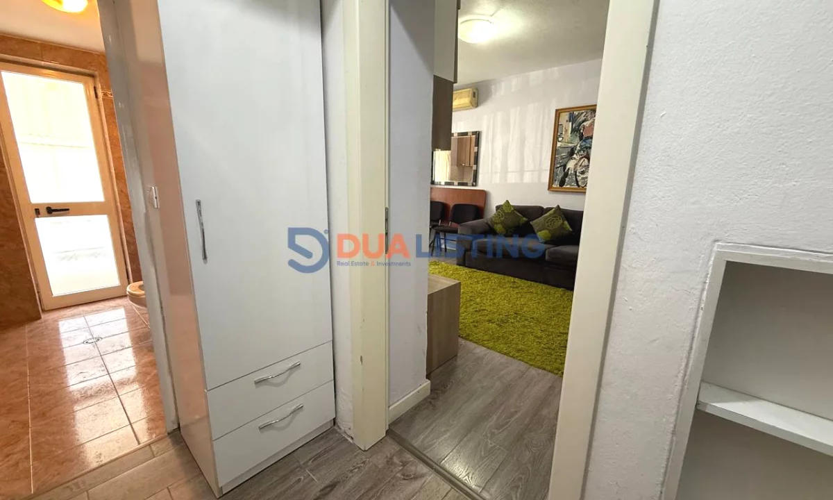 Shtepi ne shitje Apartament ne Tirane, 2+1, Mobilimi Pjeserisht e mobiluar, Pagesa 240,000  Euro.