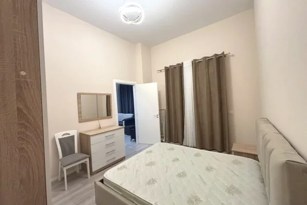 Shtepi me qera 1+1 ne Tirane - 550 Euro