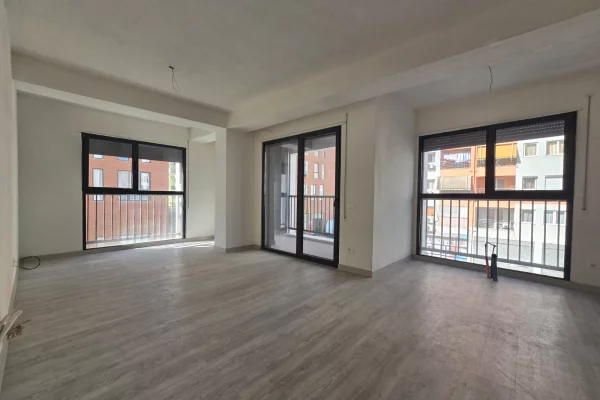Shtepi ne shitje 3+1 ne Tirane - 294,000 Euro