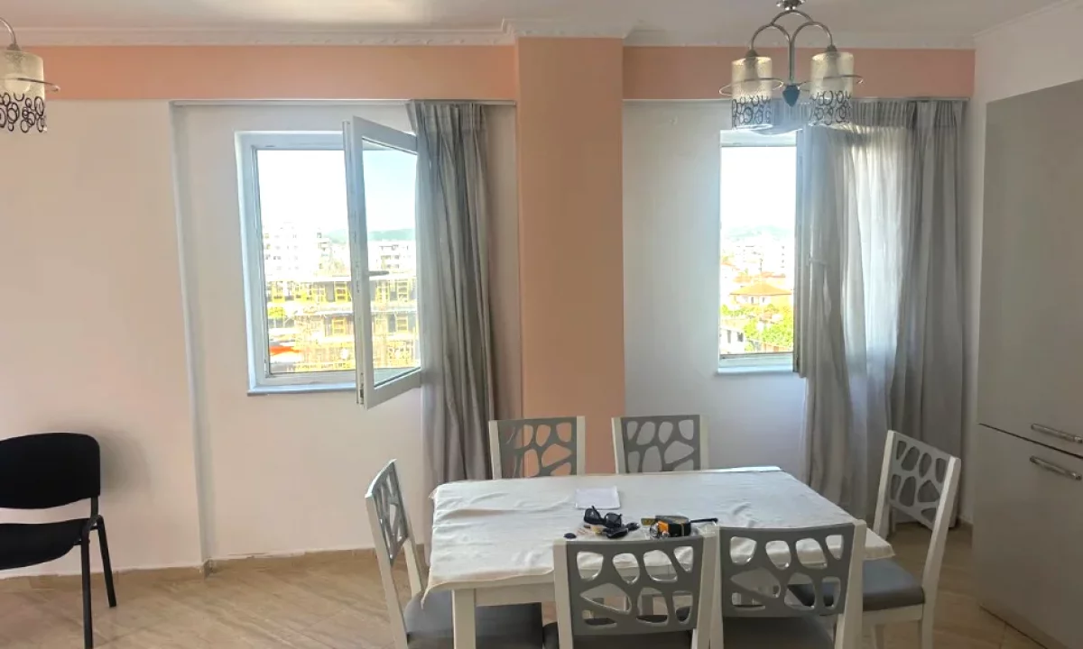 Shtepi me qera Apartament ne Tirane, 2+1, Mobilimi E mobiluar, Pagesa 600  Euro.