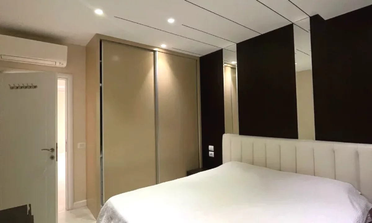 Shtepi me qera Apartament ne Tirane, 3+1, Mobilimi E mobiluar, Pagesa 800  Euro.