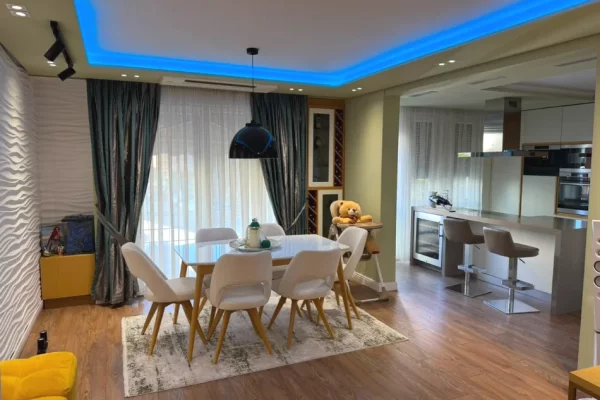 Shtepi ne shitje 2+1 ne Tirane - 220,000 Euro