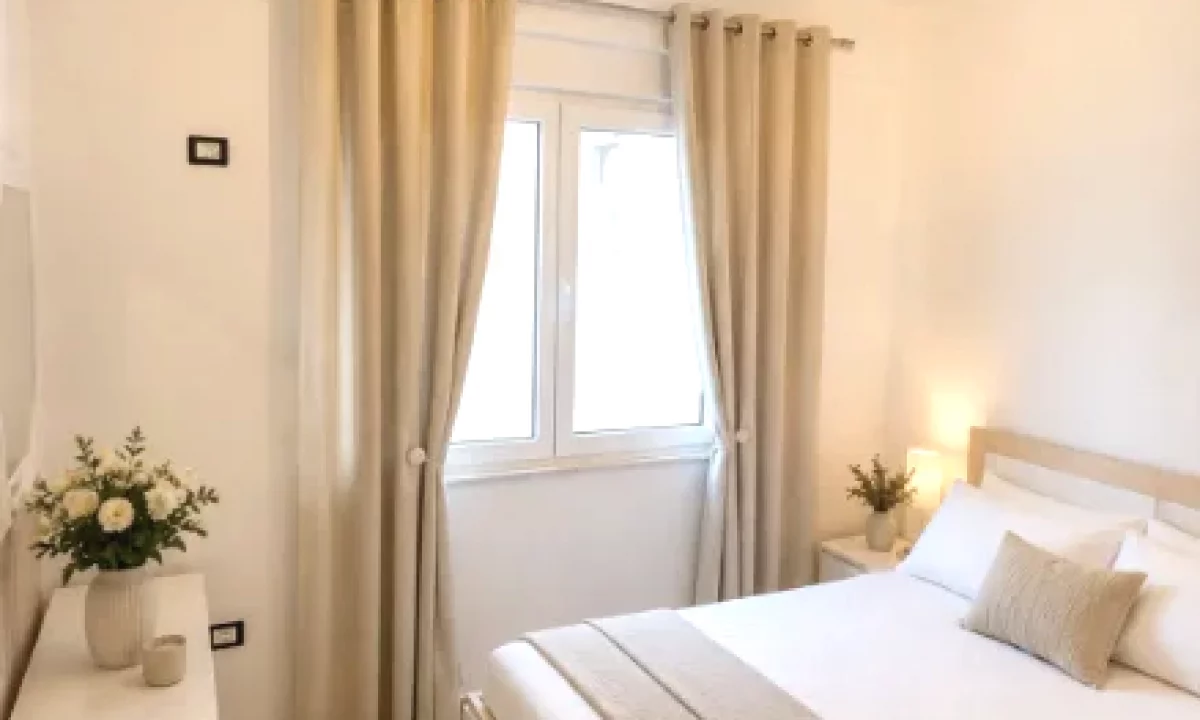 Shtepi me qera Apartament ne Tirane, 3+1, Mobilimi E mobiluar, Pagesa 700  Euro.