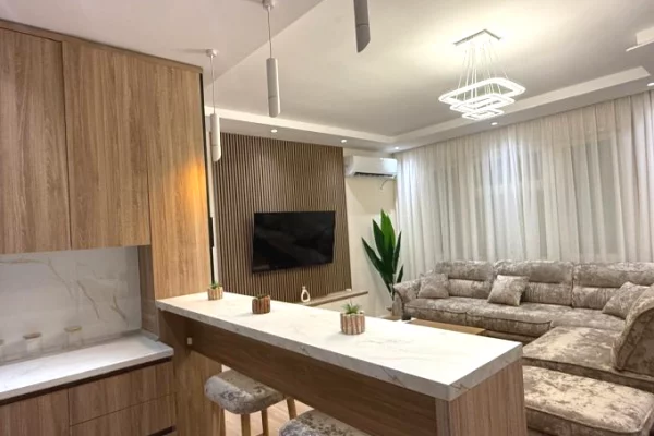 Jepet apartament 2+1+2+Depo+Post Parkimi me qira tek Liqeni i Thate , prane Forthing Albania .