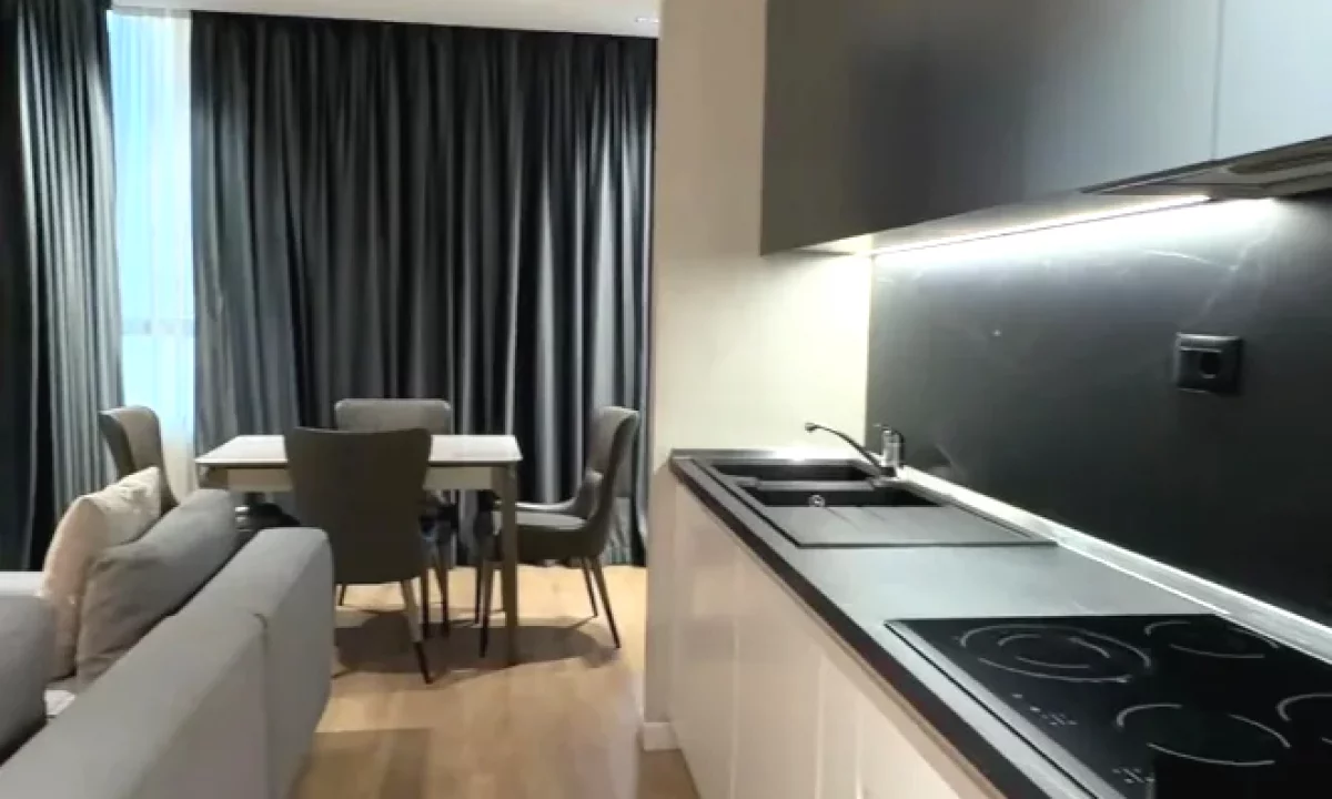 Shtepi ne shitje Apartament ne Tirane, 1+1, Mobilimi E mobiluar, Pagesa 215,000  Euro.
