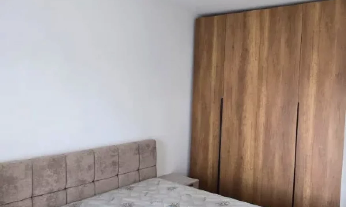 Shtepi me qera Apartament ne Tirane, 2+1, Mobilimi E mobiluar, Pagesa 750  Euro.