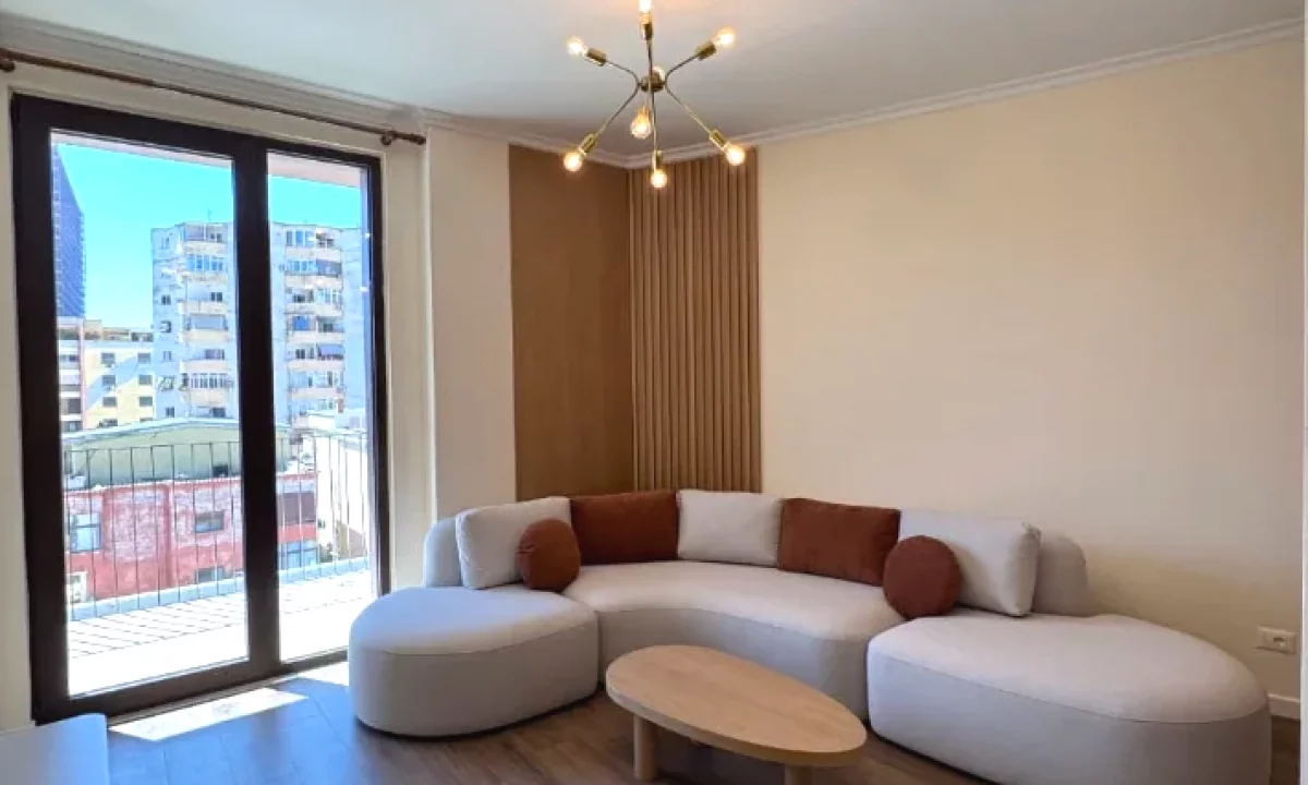 Shtepi me qera Apartament ne Tirane, 2+1, Mobilimi E mobiluar, Pagesa 2,000  Euro.