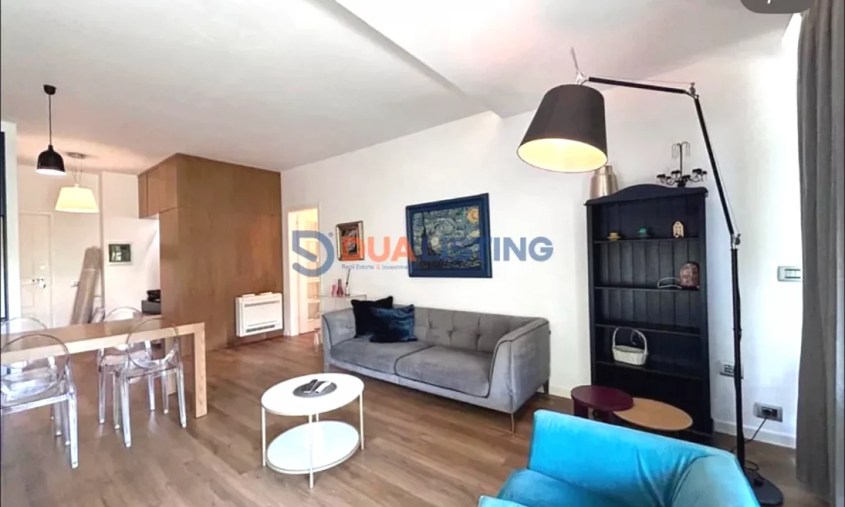 Shtepi me qera Apartament ne Tirane, 2+1, Mobilimi E mobiluar, Pagesa 800  Euro.