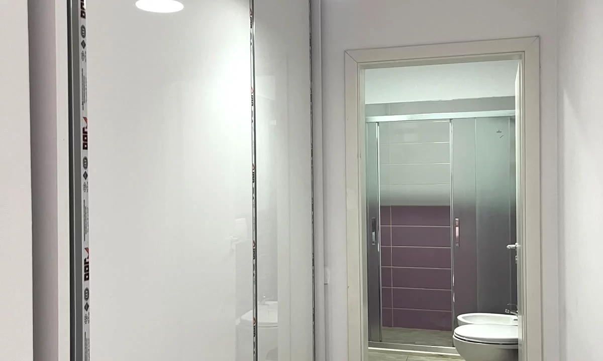 Shtepi me qera Apartament ne Tirane, 2+1, Mobilimi E mobiluar, Pagesa 550  Euro.