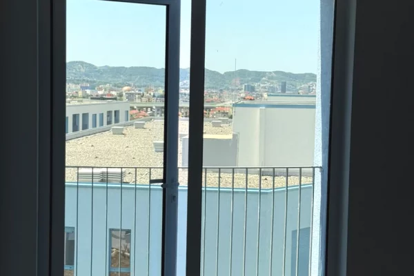 Shtepi ne shitje 2+1 ne Tirane - 120,000 Euro