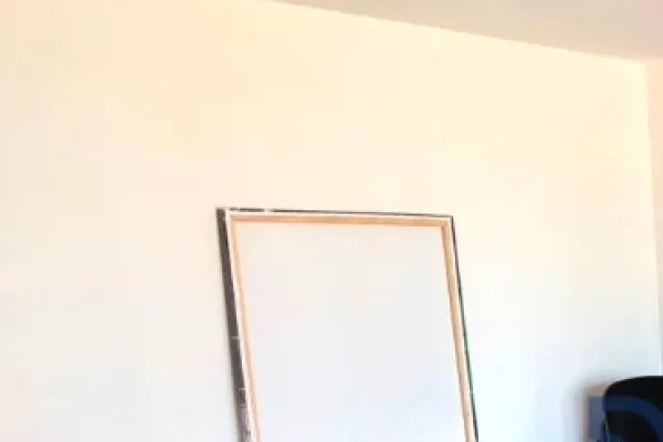Ambient biznesi me qera 3+1 ne Tirane - 1,300 Euro