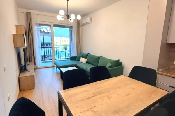 Shtepi me qera 1+1 ne Tirane - 550 Euro