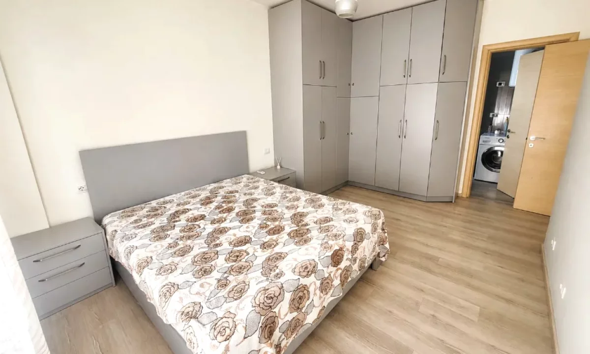 Shtepi me qera Apartament ne Tirane, 2+1, Mobilimi E mobiluar, Pagesa 700  Euro.