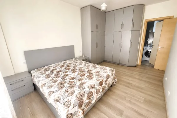 Shtepi me qera 2+1 ne Tirane - 700 Euro