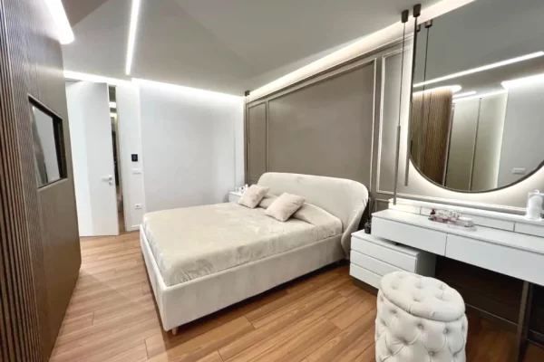 Shtepi ne shitje 2+1 ne Tirane - 360,000 Euro