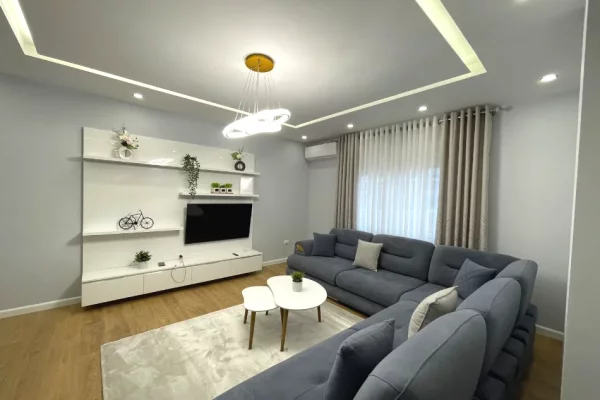 Jepet apartament 2+1+2 me qira tek Zogu i Zi , prane Hotel Doro City , Rruga Muhamet Gjollesha .