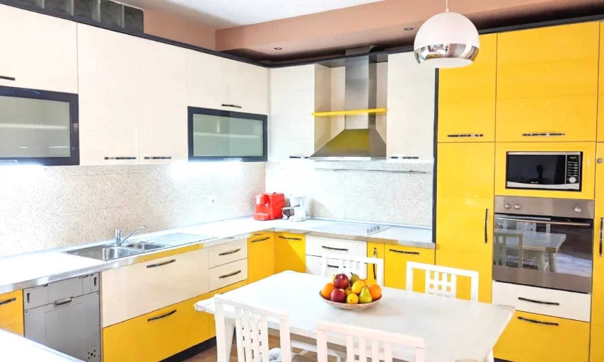 Shtepi me qera Apartament ne Tirane, 1+1, Mobilimi E mobiluar, Pagesa 600  Euro.