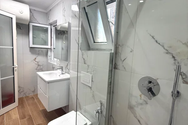 Shtepi ne shitje 1+1 ne Tirane - 118,000 Euro