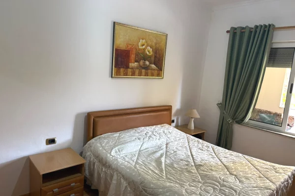 Shtepi me qera 2+1 ne Tirane - 630 Euro