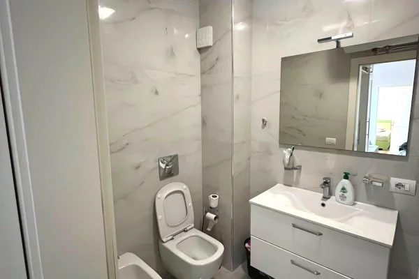 Jepet apartament me qera 1+1 tek ish fusha e aviacionit , Veneto caffe