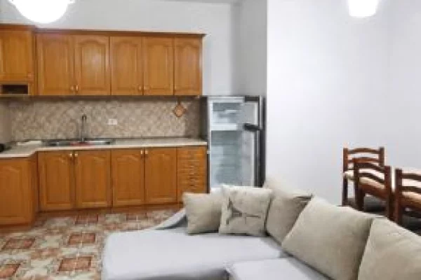Shtepi me qera 1+1 ne Tirane - 550 Euro