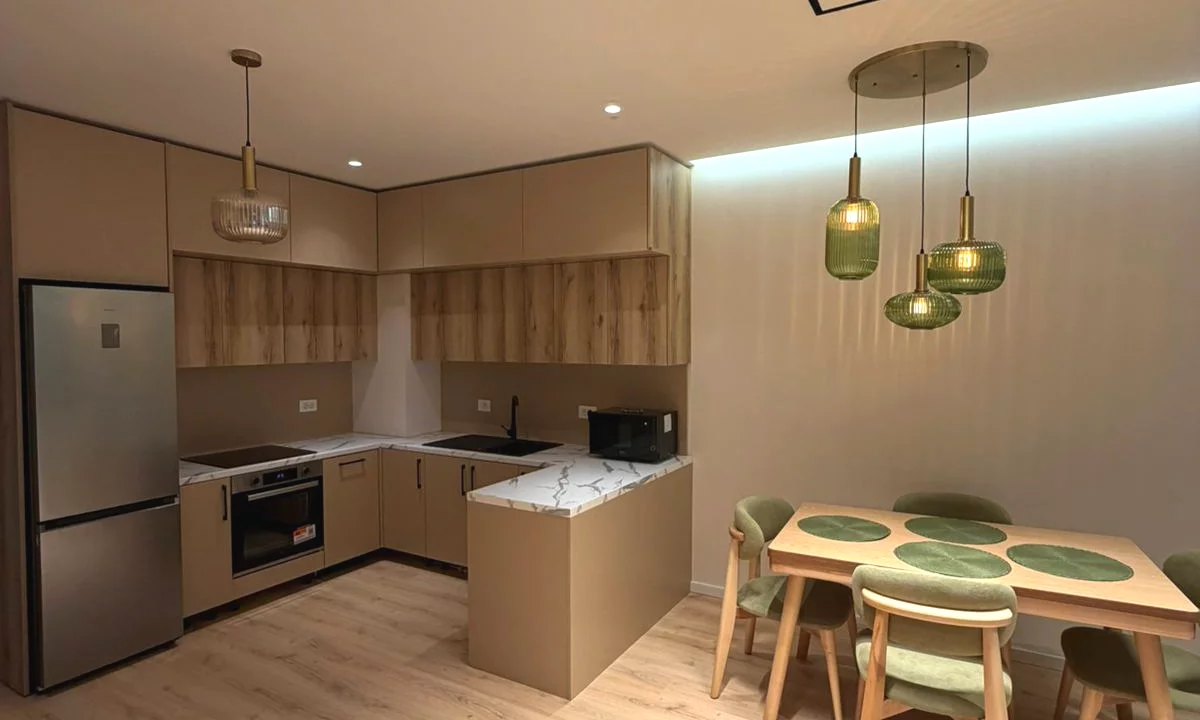 Shtepi me qera Apartament ne Tirane, 1+1, Mobilimi E mobiluar, Pagesa 600  Euro.
