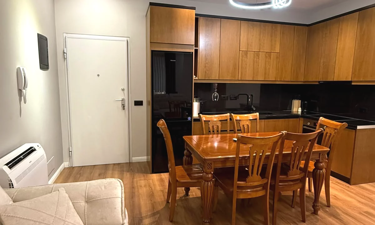 Shtepi me qera Apartament ne Tirane, 2+1, Mobilimi E mobiluar, Pagesa 750  Euro.